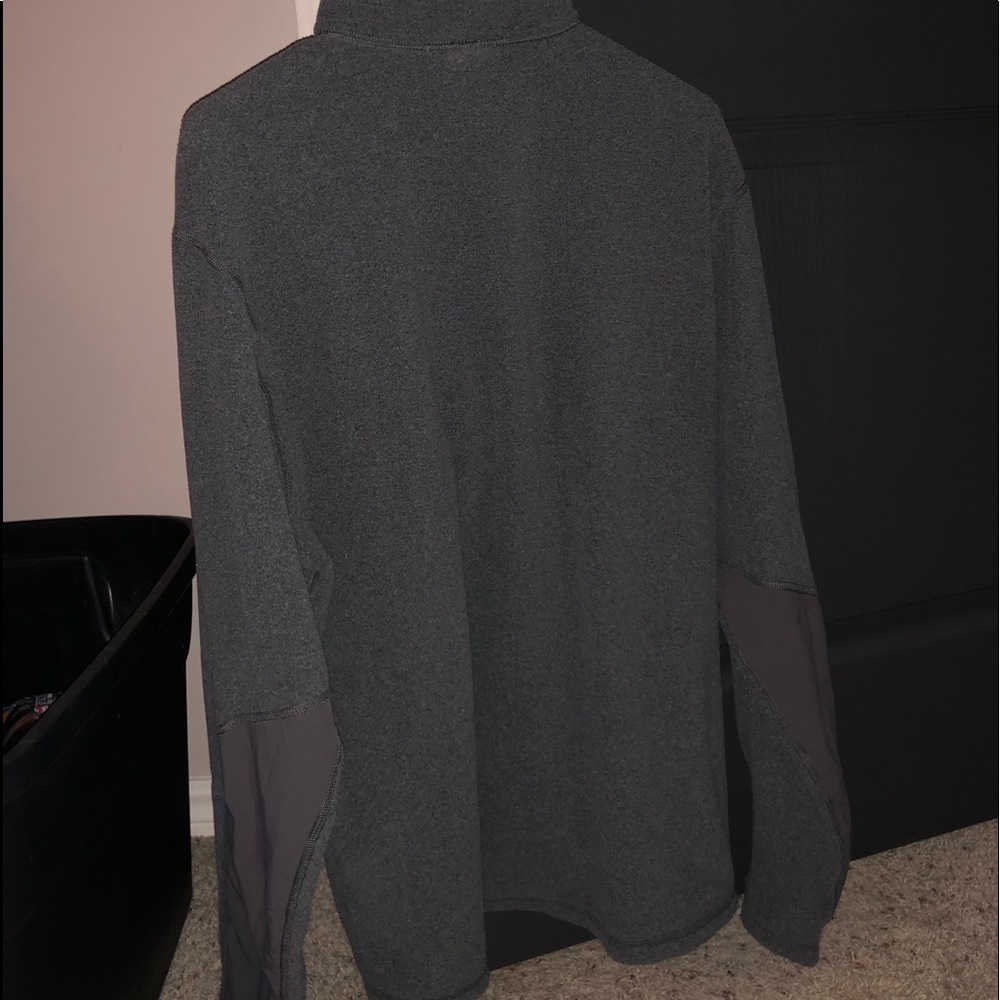 Northface Pullover Large - image 3